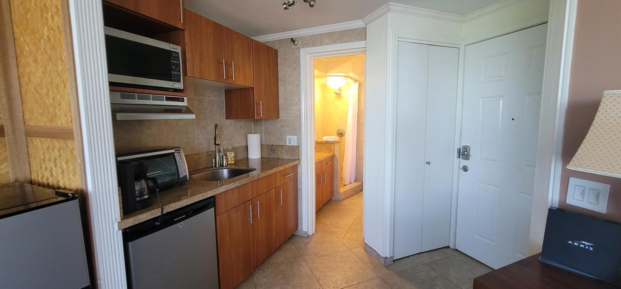 Waikiki Studio Steps To Beach-Mall Free Parking-Wifi Χονολουλού Δωμάτιο φωτογραφία