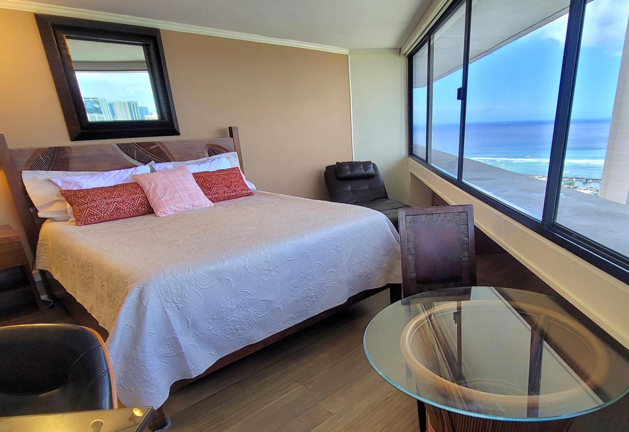 Waikiki Studio Steps To Beach-Mall Free Parking-Wifi Χονολουλού Δωμάτιο φωτογραφία