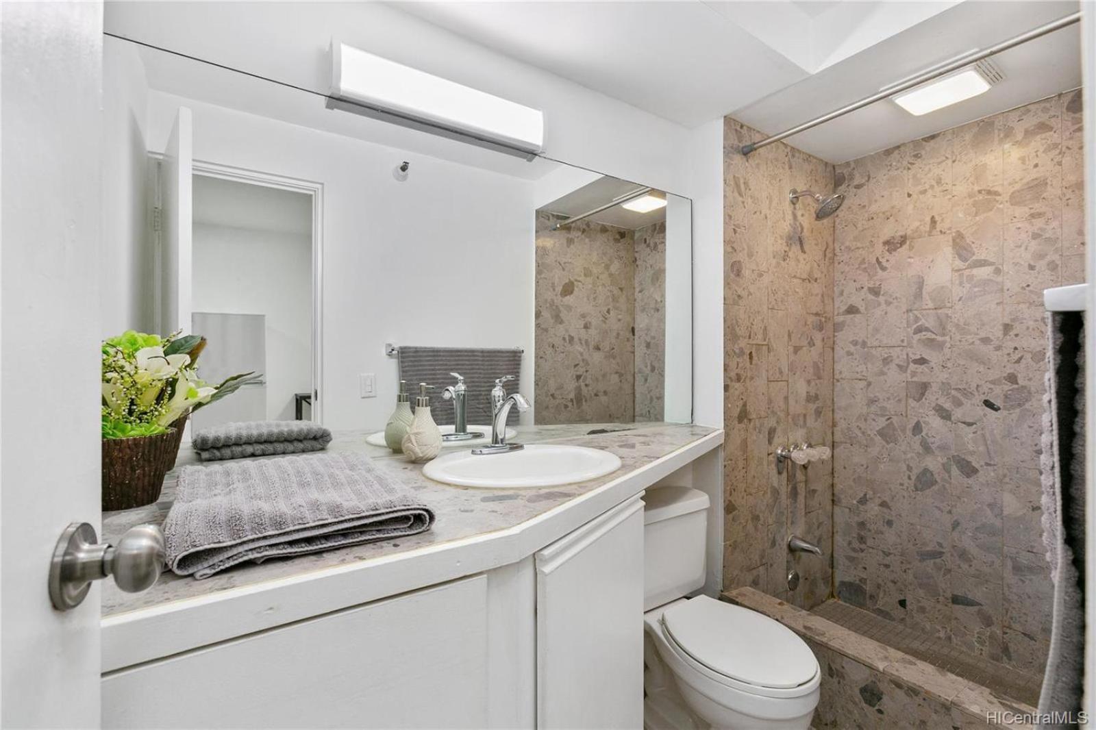 Waikiki Studio Steps To Beach-Mall Free Parking-Wifi Χονολουλού Δωμάτιο φωτογραφία