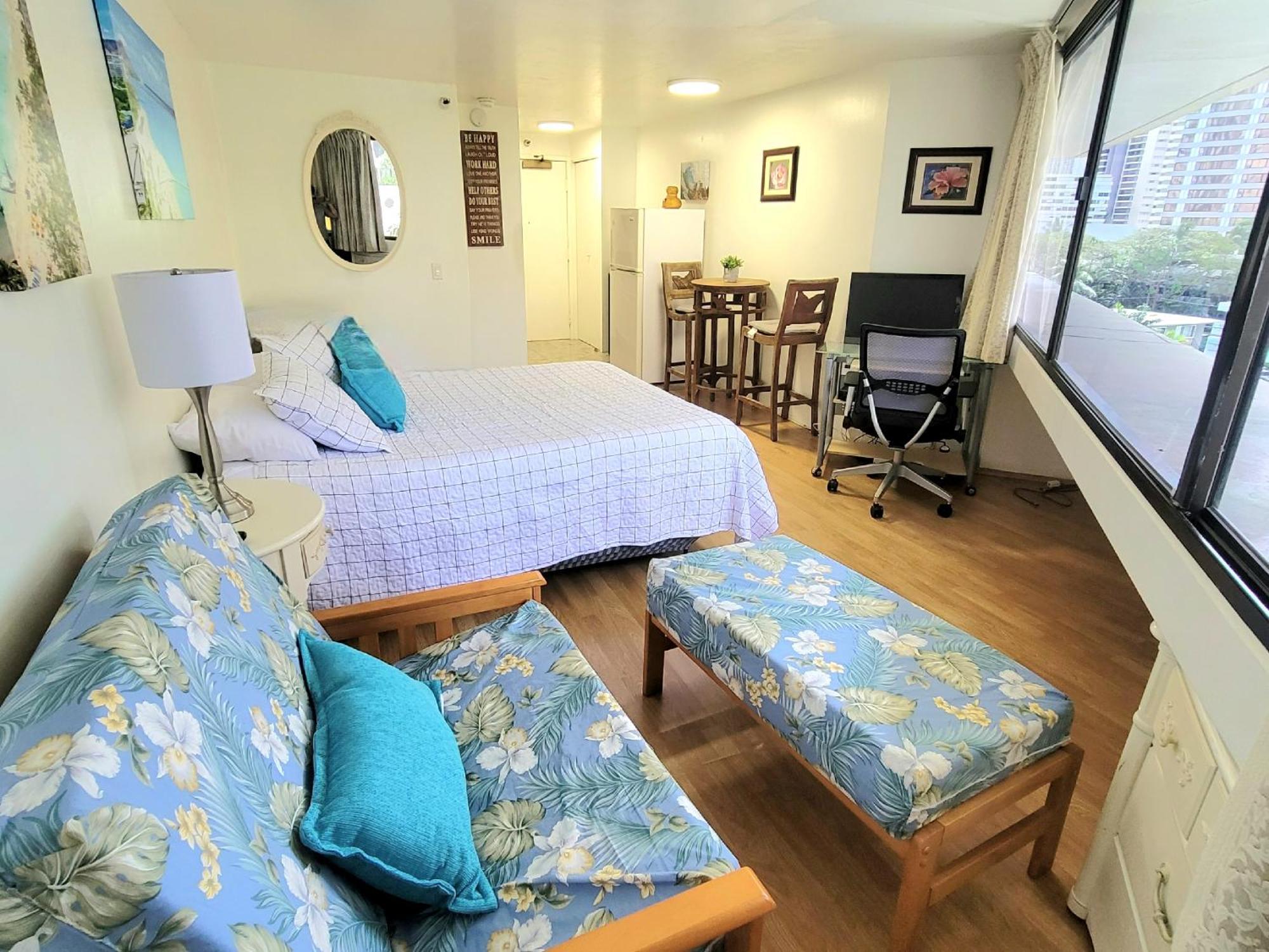 Waikiki Studio Steps To Beach-Mall Free Parking-Wifi Χονολουλού Δωμάτιο φωτογραφία