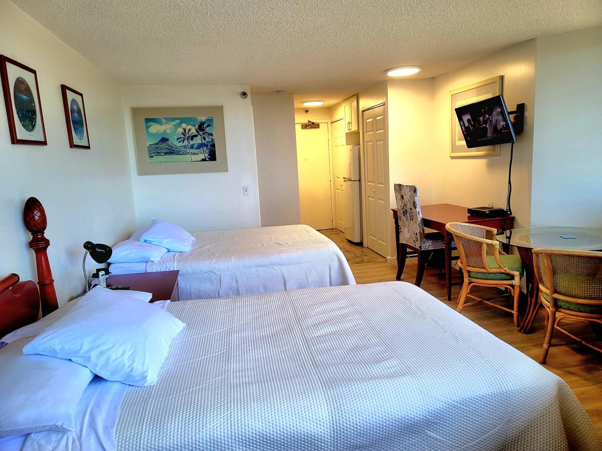Waikiki Studio Steps To Beach-Mall Free Parking-Wifi Χονολουλού Δωμάτιο φωτογραφία